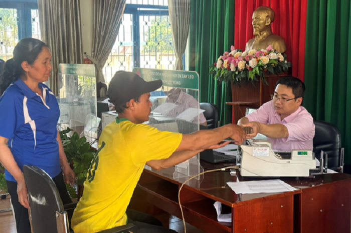 Chương trình tín dụng cho vay hộ nghèo góp phần giúp người dân khó khăn vươn lên trong cuộc sống